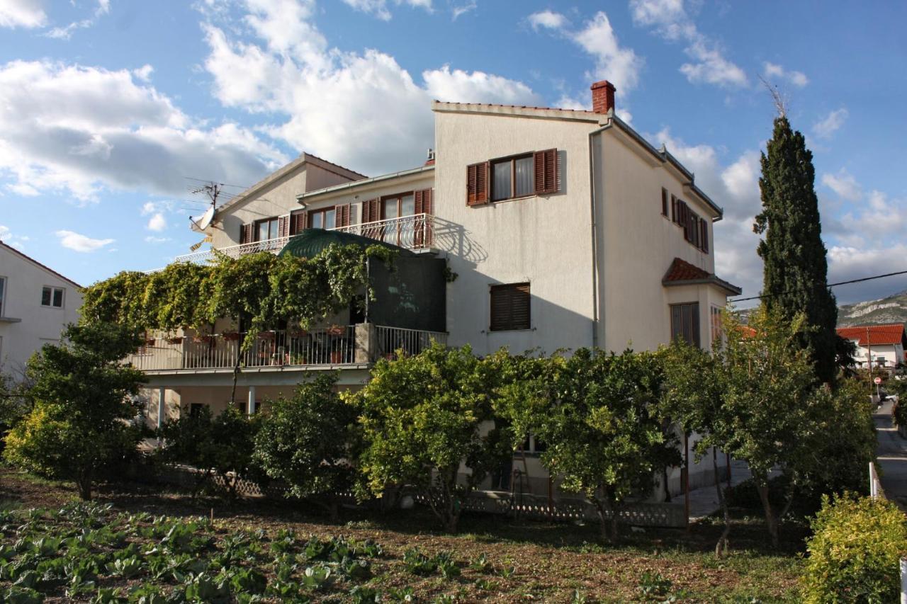 Apartments With A Parking Space Kastel Stafilic, Kastela - 5219 Zewnętrze zdjęcie
