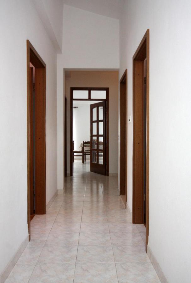 Apartments With A Parking Space Kastel Stafilic, Kastela - 5219 Zewnętrze zdjęcie