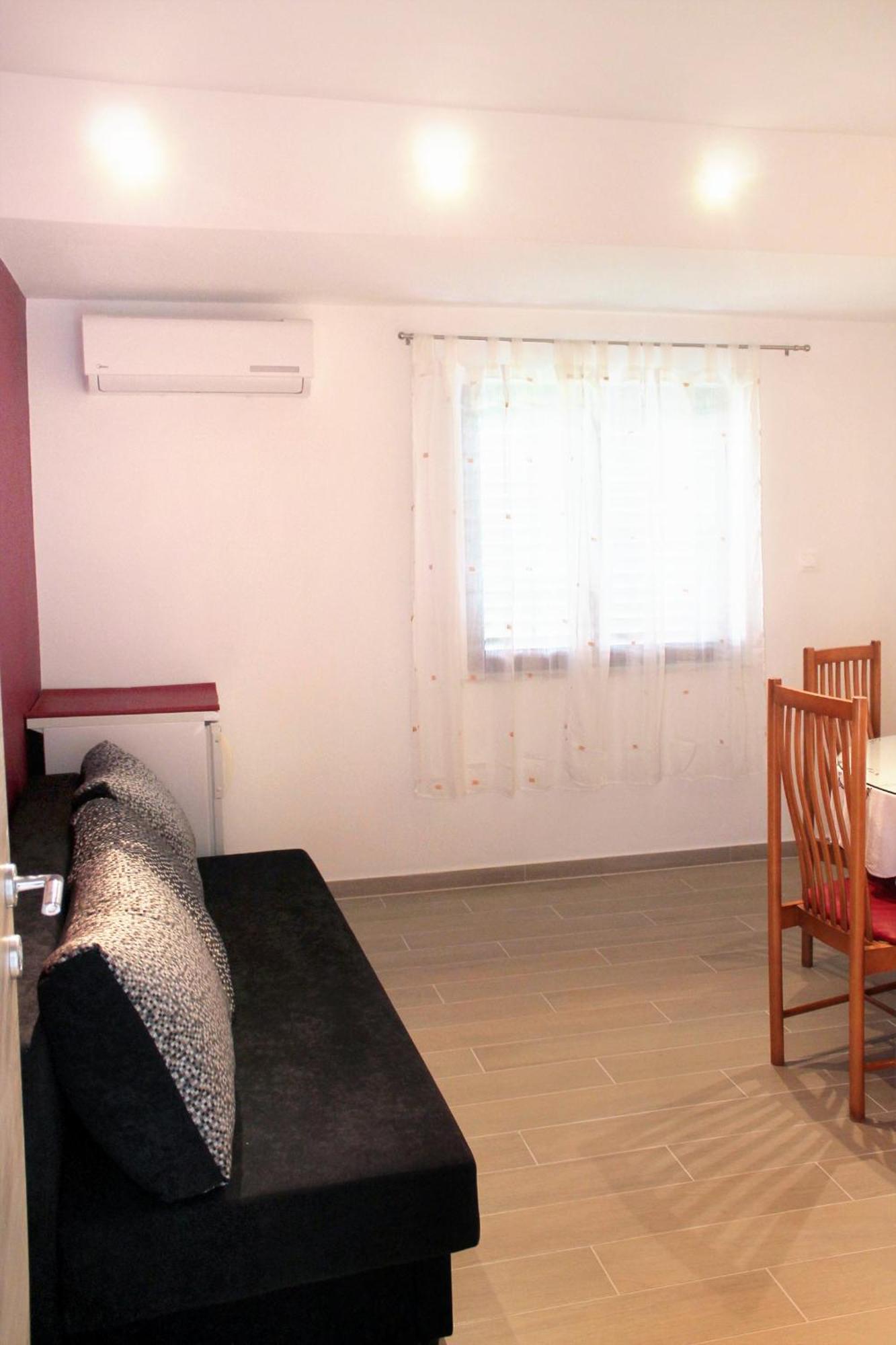 Apartments With A Parking Space Kastel Stafilic, Kastela - 5219 Pokój zdjęcie